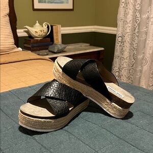 Steve Madden Black Leather Espadrille Slides